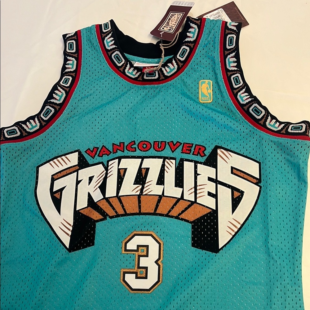 Mitchell & Ness Vancouver Grizzlies 96-97 Shareef Abdul-Rahim Swingman Jersey